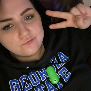 Meet your Posher, Eva